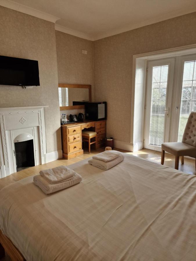 Bed and Breakfast Broadway House Laugharne Esterno foto